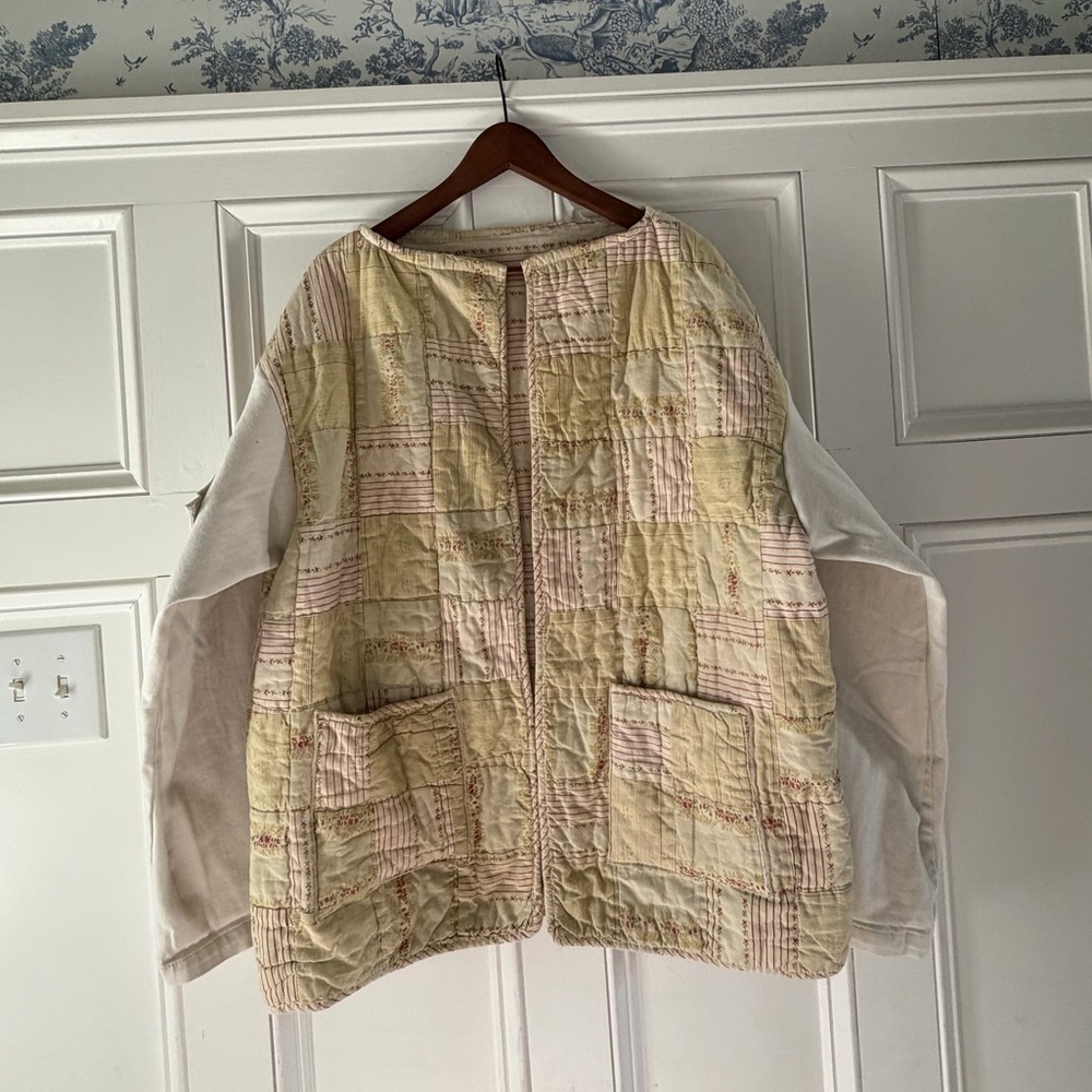 Handmade upcycled quilted/ denim style jacket 
Sz xl
